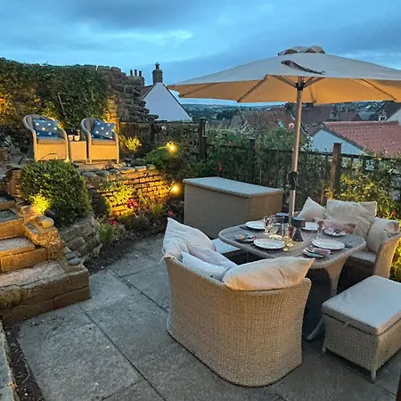 Host & - Voyagers' View 度假居 *