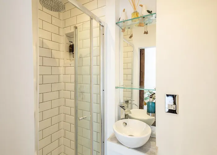 Host & - Voyagers' View 度假居 *